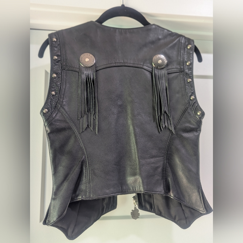 Harley Davidson Women's Small Black Leather Vest - Picture 5 of 7